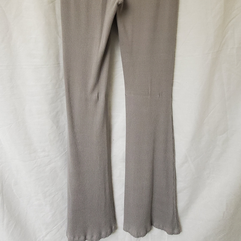 Pants - Picture 3 of 3